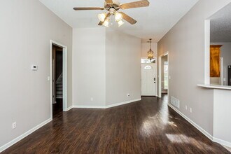 610 Classic Dr N in Hernando, MS - Foto de edificio - Building Photo