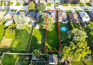 326 E 42nd St in Hamilton, ON - Building Photo - Building Photo
