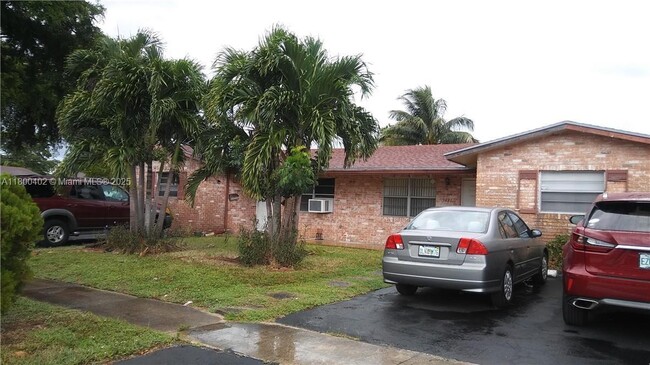 5425 NW 16th Ct in Fort Lauderdale, FL - Building Photo - Building Photo