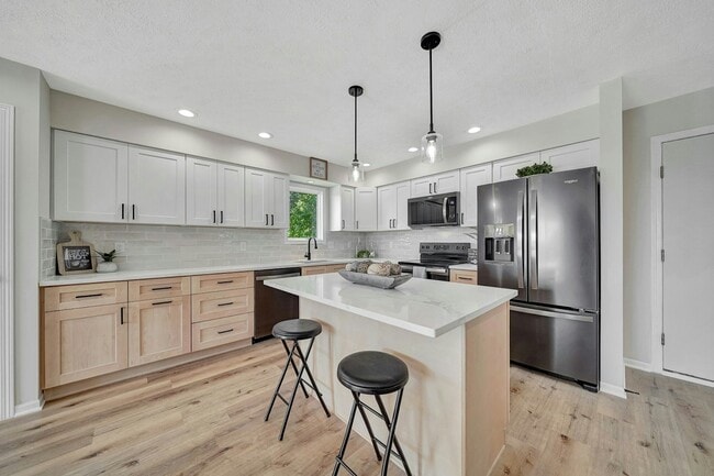 property at 5171 W Partridge Ln