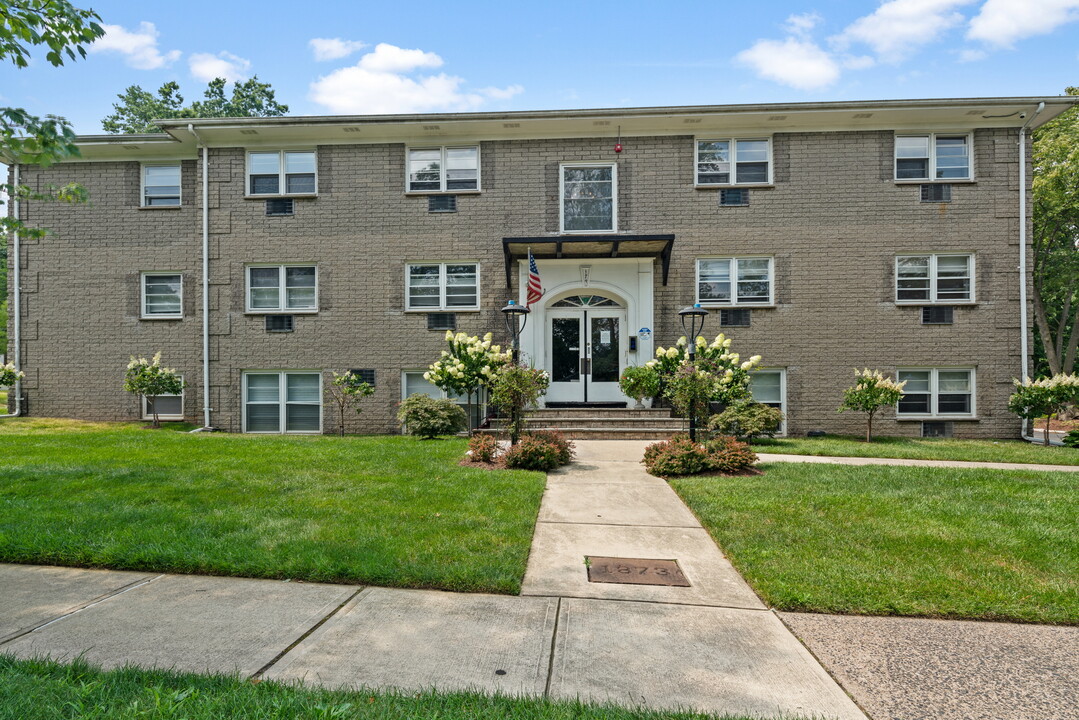 TPK Apartments in Ridgewood, NJ - Building Photo