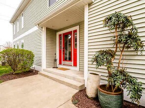 428 Island Pointe Dr in St. Joseph, MI - Building Photo - Building Photo