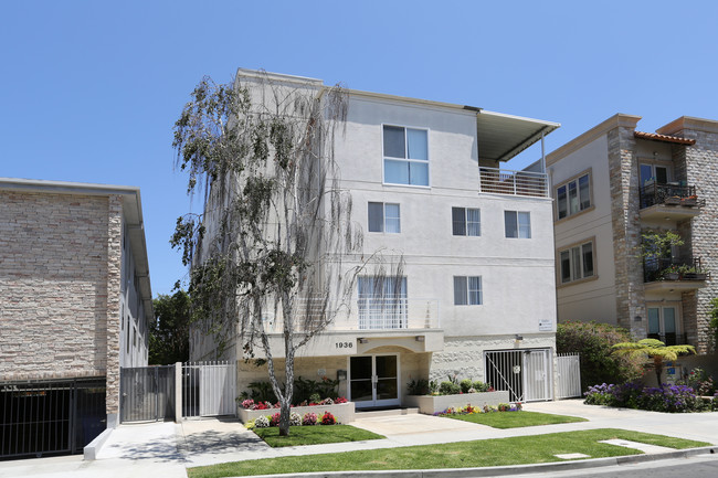 Manning Avenue in Los Angeles, CA - Building Photo - Building Photo