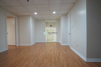 62 Boylston St, Unit M20 in Boston, MA - Foto de edificio - Building Photo