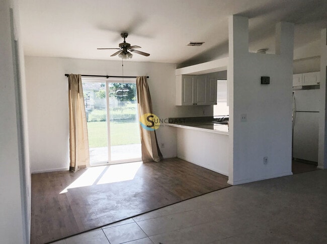 2317 NE 23rd Pl in Cape Coral, FL - Building Photo - Building Photo