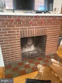 245 S 10th St photo'