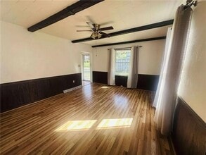 136 Whitestown Rd in Lyndora, PA - Building Photo - Building Photo