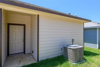 900-902 N Barrett Ave in Denison, TX - Building Photo - Building Photo