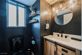 1640 Crystal Shadows Cir in Las Vegas, NV - Building Photo - Building Photo