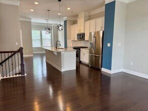 4469 Dunblane Ave in Sugar Hill, GA - Building Photo - Building Photo