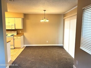 1800 Park Ave, Unit 346 in Orange Park, FL - Building Photo - Building Photo