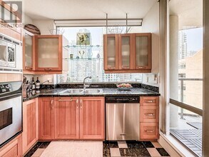 1228-1228 W Hastings St in Vancouver, BC - Building Photo - Building Photo