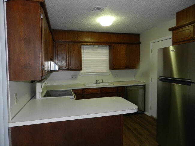 4710 SE Sunnymeade in Lawton, OK - Building Photo - Building Photo