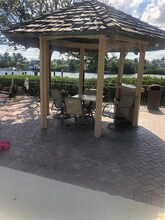 3545 S Ocean Blvd in South Palm Beach, FL - Foto de edificio - Building Photo