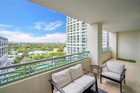 3400 SW 27th Ave, Unit 605 in Miami, FL - Building Photo - Building Photo