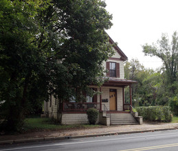 410-412 S Loudoun St in Winchester, VA - Foto de edificio - Building Photo