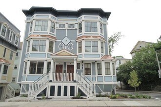 66 Pontiac St in Boston, MA - Building Photo - Building Photo