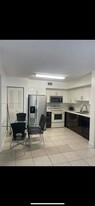 3680 N 56th Ave in Hollywood, FL - Building Photo