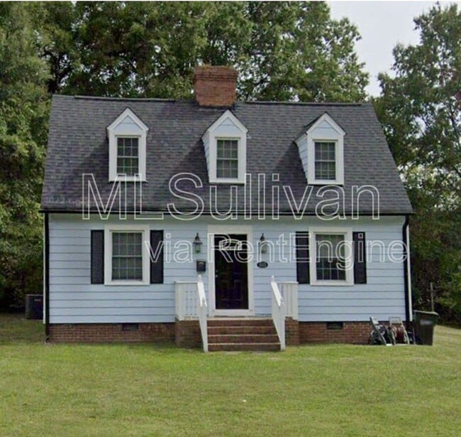 property at 1015 S Duke St