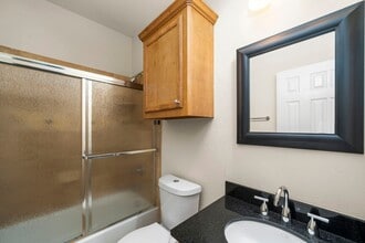 5329 Egbert St in Houston, TX - Foto de edificio - Building Photo