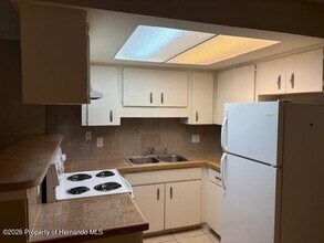 6165 Chesham Dr in New Port Richey, FL - Building Photo - Building Photo