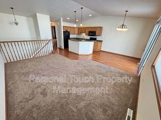 1518 34th Ave S in Moorhead, MN - Building Photo - Building Photo