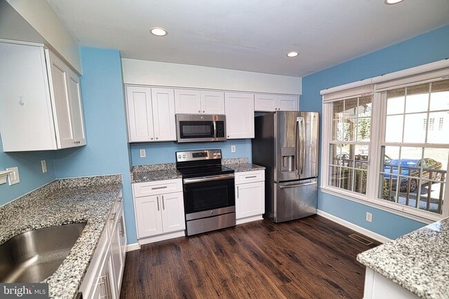 property at 14436 Whisperwood Ct