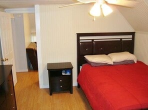 8 Main St, Unit 1 in Kingston, MA - Building Photo - Building Photo