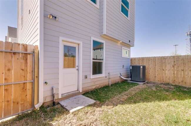 1811 Napa Creek Ln in Houston, TX - Building Photo - Building Photo