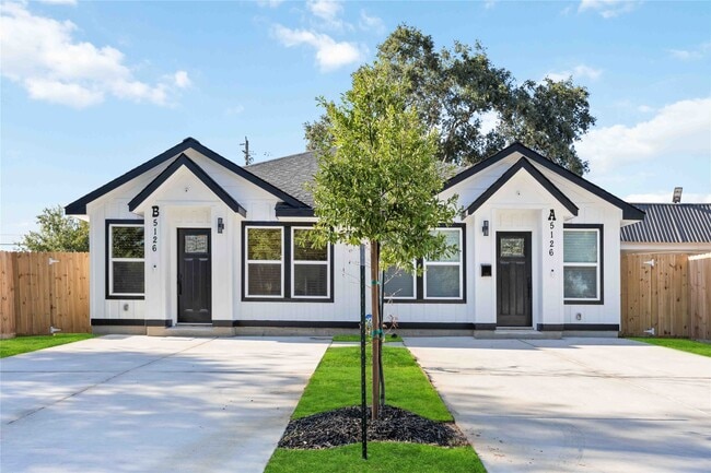 property at 5126 Pershing St
