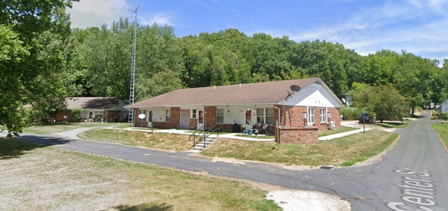 property at 121 N Center St