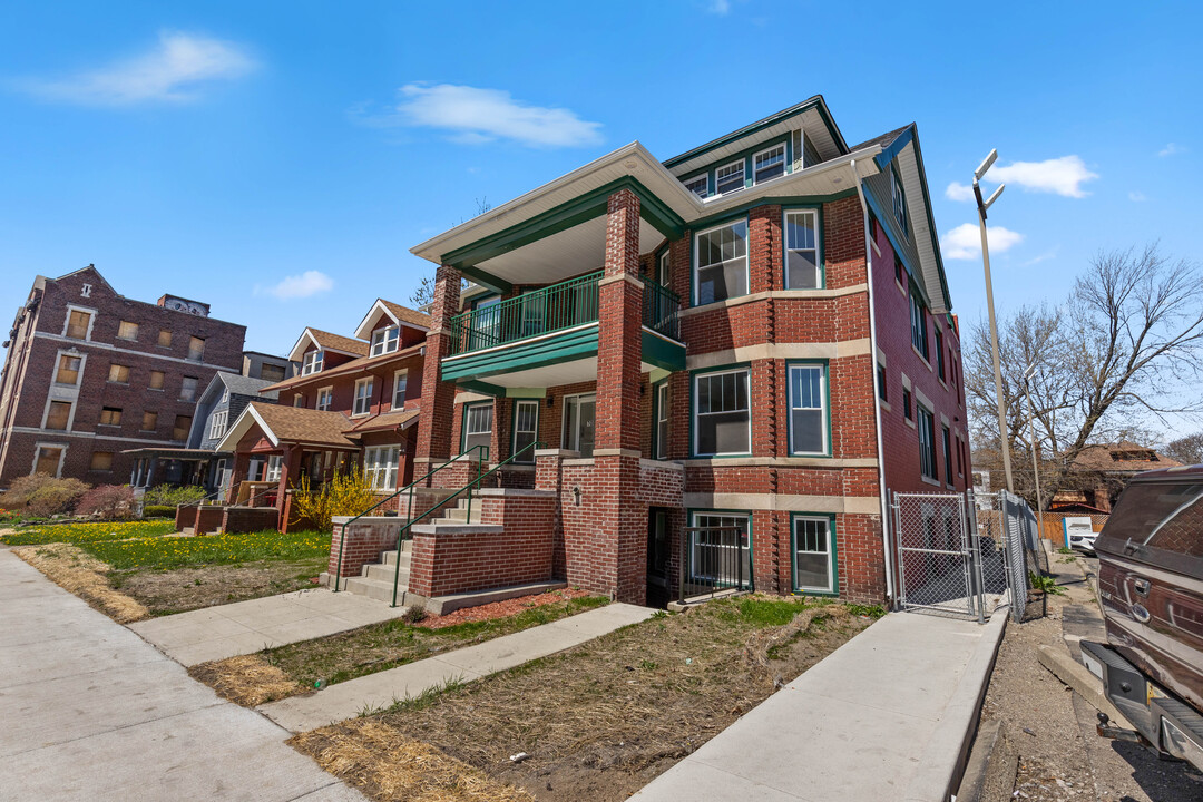 70 Clairmount St, Unit 3B in Detroit, MI - Building Photo