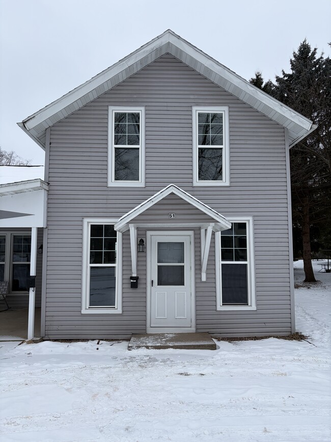 property at 51 W 14th St