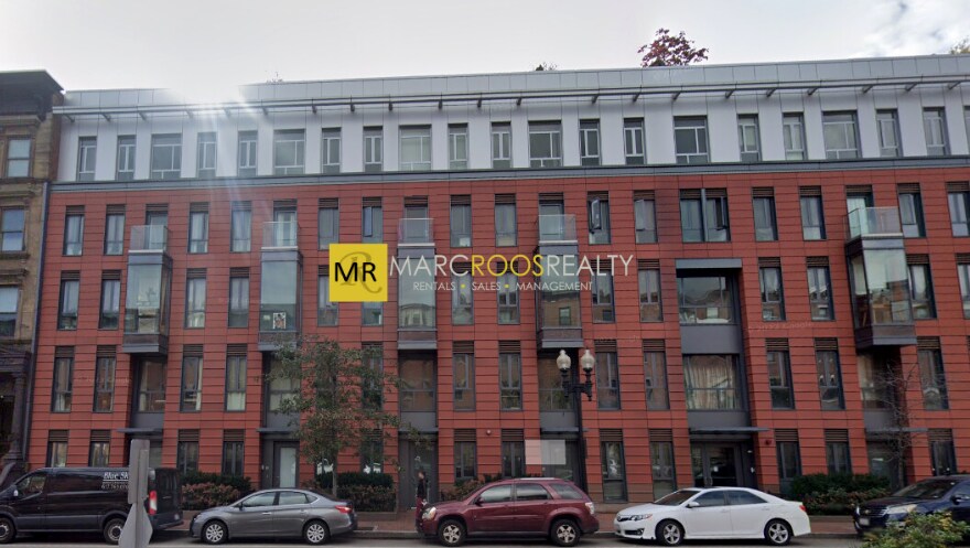 691 Massachusetts Ave, Unit 302 in Boston, MA - Foto de edificio