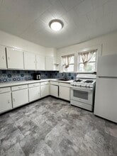 40 Linden Ave in Belleville, NJ - Building Photo - Building Photo