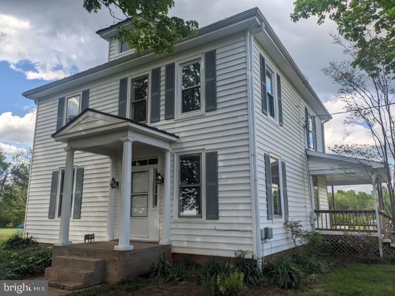 22333 Zachary Taylor Hwy in Culpeper, VA - Building Photo