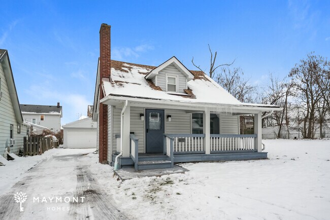 5508 Grasmere Ave in Maple Heights, OH - Building Photo - Building Photo