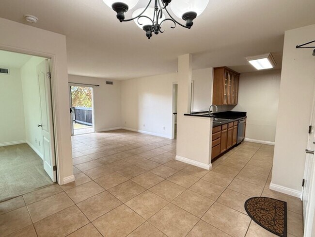 7120 Shoreline Dr in San Diego, CA - Building Photo - Building Photo