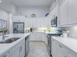 6562 Amarone Ln in Naples, FL - Building Photo - Building Photo