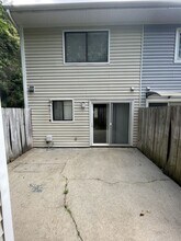 5851 Shady Grove Cir in Raleigh, NC - Building Photo - Building Photo