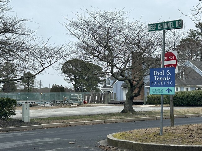 5 E Wind Dr in Berlin, MD - Building Photo - Building Photo