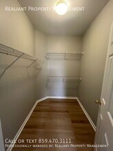 2725 Crystal Falls Rd in Lexington, KY - Building Photo - Building Photo