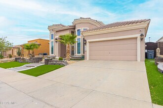 3849 Tierra Campa Dr in El Paso, TX - Building Photo - Building Photo