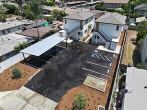 630 N Juniper St, Unit #624 in Escondido, CA - Foto de edificio - Building Photo