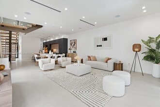 1410 NE 5th St in Fort Lauderdale, FL - Foto de edificio - Building Photo