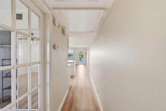 801 NE 18th Ct in Fort Lauderdale, FL - Building Photo - Building Photo