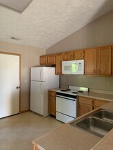 3341-3343 Hopkins Dr in West Lafayette, IN - Building Photo - Building Photo