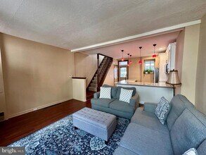 3922 Manor St in Philadelphia, PA - Building Photo - Building Photo