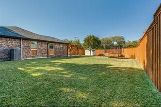 700 Stoneybrook Dr in Wylie, TX - Building Photo - Building Photo