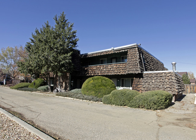 1608 Garfield Ave in Louisville, CO - Foto de edificio - Building Photo